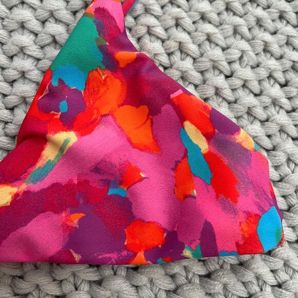 Skatie• ‘Gisele’ Bikini Top in ACAI - Picture 5 of 13